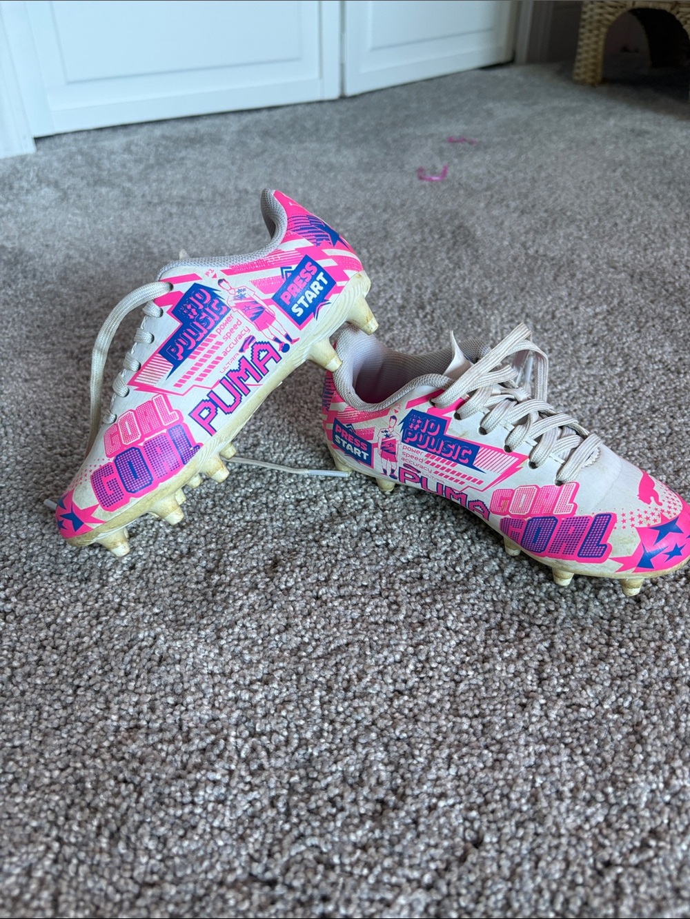 Toddler soccer cleats